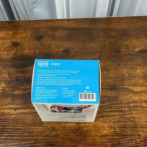New Blink Mini Indoor Plug-In Smart Security Camera Day & Night Two-Way White - Picture 7 of 7